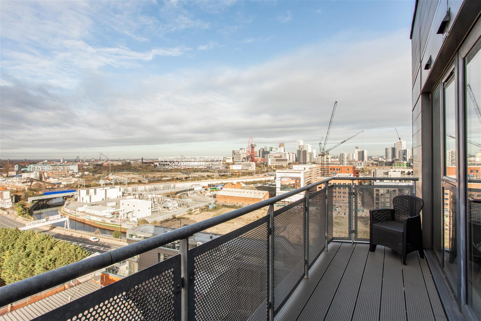 2 bed property in Fondant Court, Taylor Place, Bow